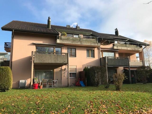 Appartement mansardé confortable dans un quartier résidentiel calme | dreamo. Ch