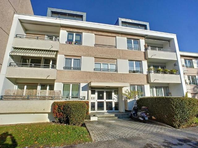 Appartement mansardé de 3 pièces au 3ème étage