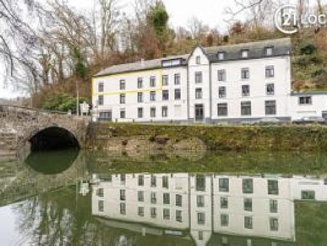 Appartement magnifiquement situé sur l'eau
