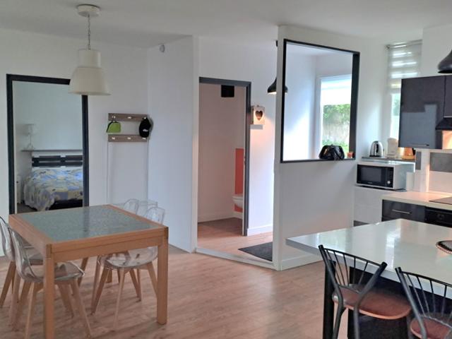 APPARTEMENT_MAISON avec Jardin et Parking privés. DPE 'D'