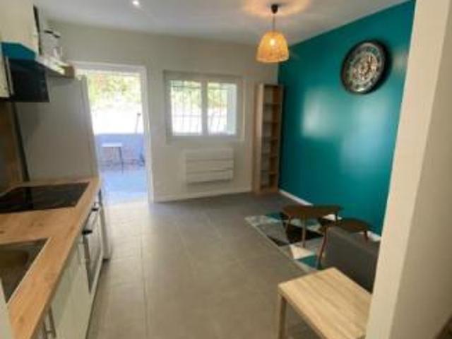 Appartement maison mit. lumineux avec terrasse à St Martin