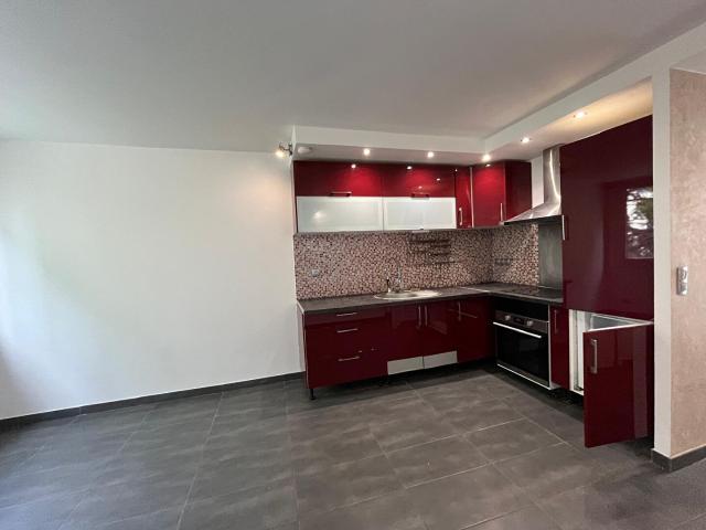 Appartement Maisons Alfort 3 pièce s 43.70 m2