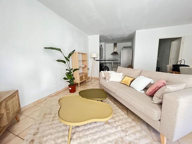 Appartement Marseille 2 pièces 57 m². 13008