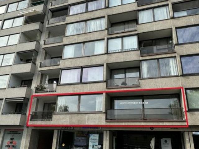 Appartement met 3 slaapkamers en 3 terrassen tegenover Shopping1