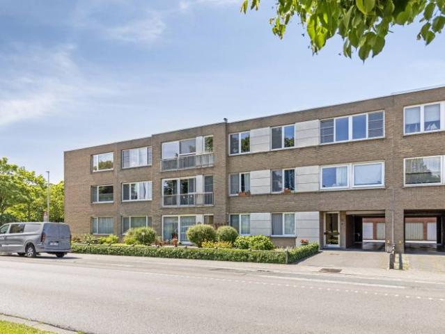 Appartement met 3 slaapkamers en garagebox te Sint Kruis Br