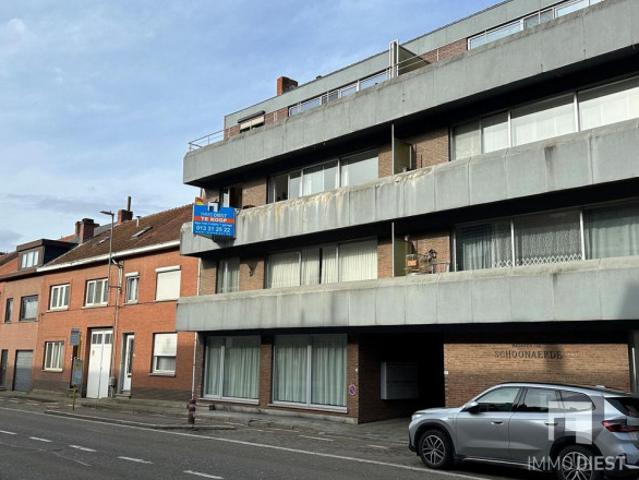 Appartement met 3 slpks, garage en kelder