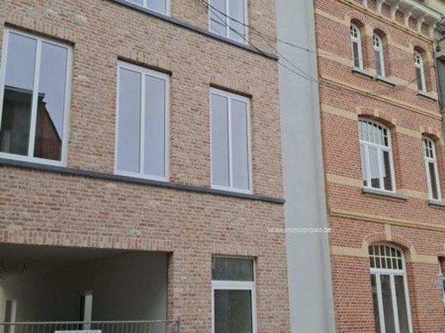 Appartement met 1 slaapkamer en terras