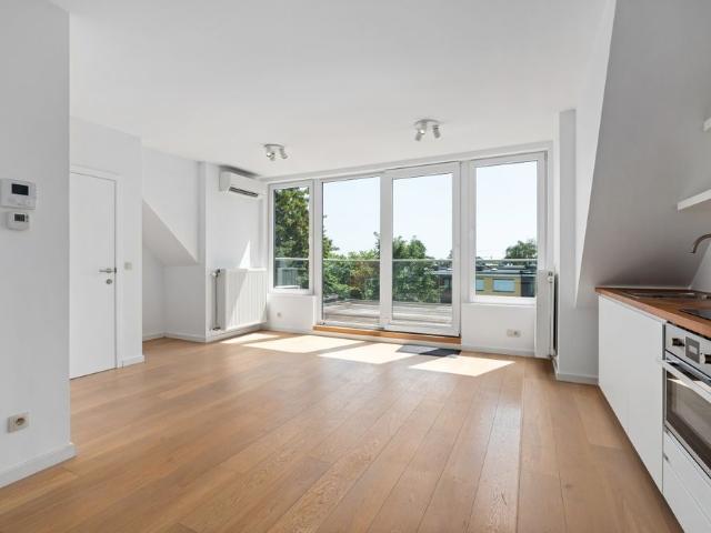 Appartement met 1 slaapkamer, terras & airco te huur Wilrijk