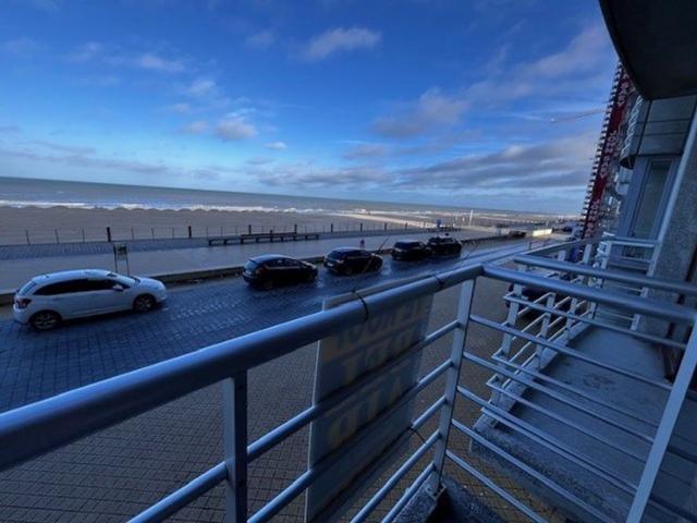 Appartement met 2 terrassen in Oostende EN prachtig fronta