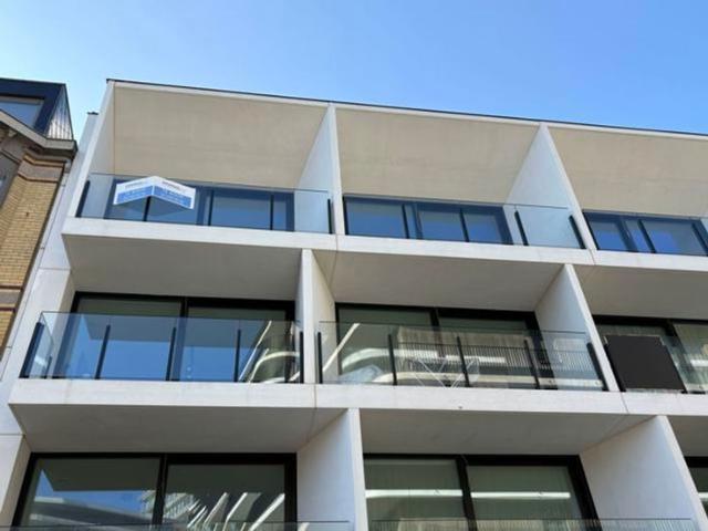 Appartement met 2 terrassen op wandelafstand van het strand