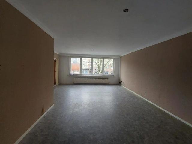 Appartement met 2 slaapkamers, terras en garage
