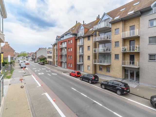 Appartement met 2 slaapkamers en terras te huur in Veurne