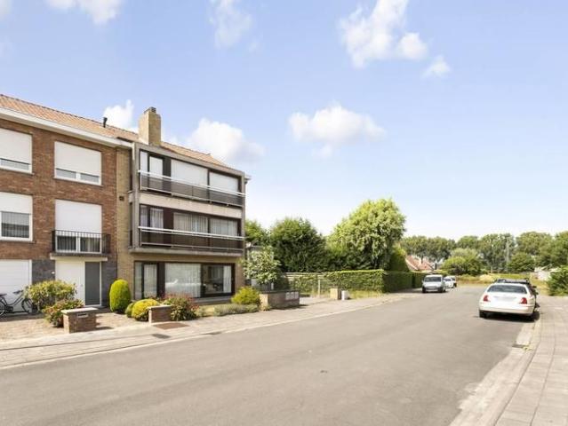 Appartement met 2 slaapkamers, garagebox te Sint Kruis Brug