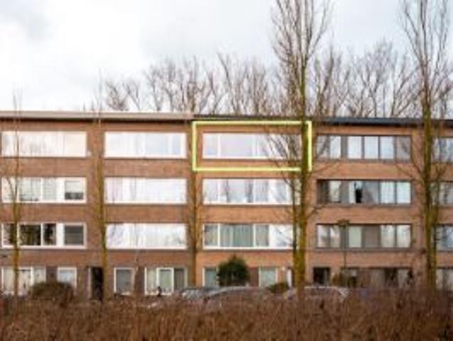appartement met 2 SLPK en garage in rustige wijk