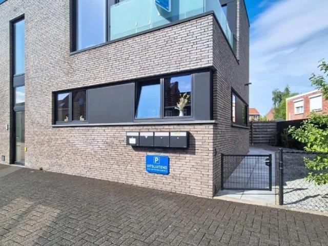 Appartement met 2 slpks en garage
