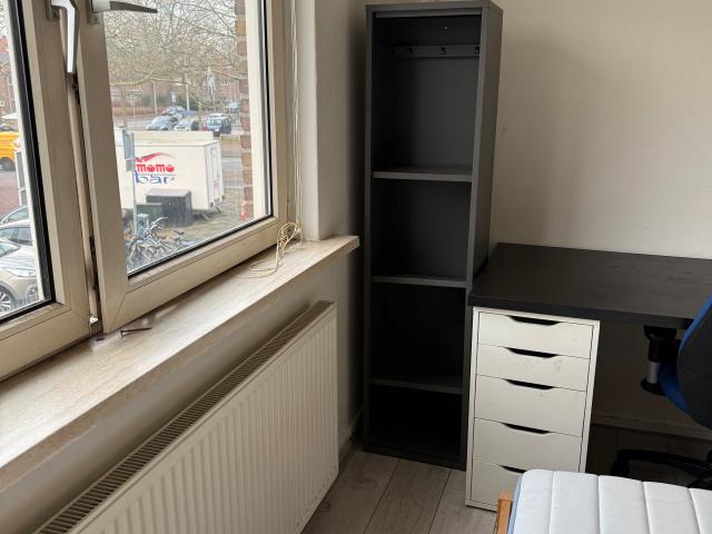 Appartement met 4 slaapkamers en gedeelde keuken/b