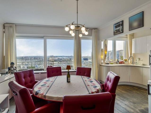 Appartement met frontaal havenzicht te koop in Blankenberge