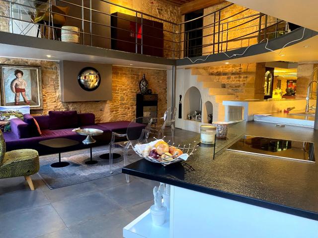 Appartement meublé 3 pièces 118 m²