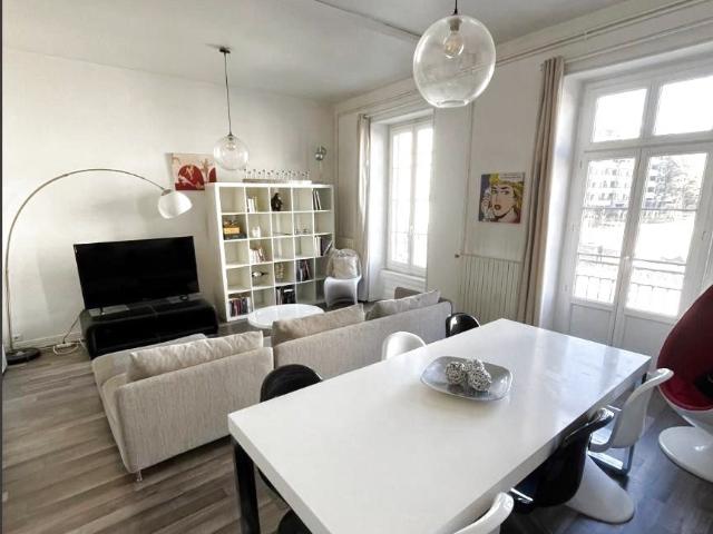 Appartement meublé 3 pièces 73 m²
