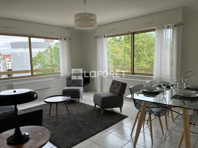 Appartement meublé 3 pièces 73 m²