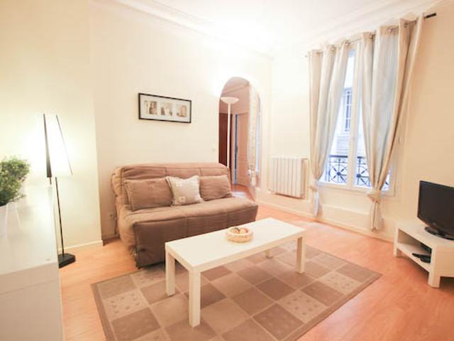 appartement meublé 1 chambre, 40 m² paris 18ème 1500€