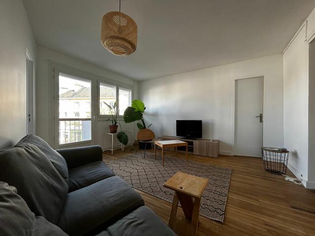 Appartement meublé 1 pièce 93 m²