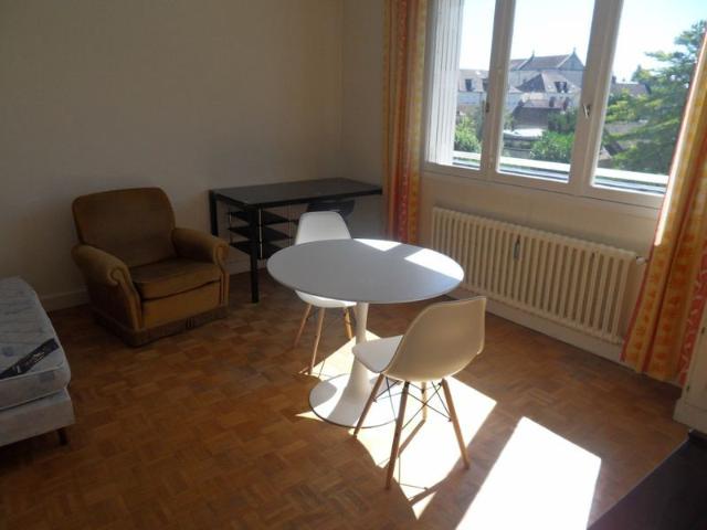 Appartement meublé 1 pièce 27 m²