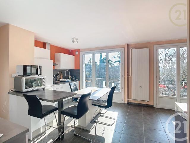 Appartement meublé 2 pièces 47 m²