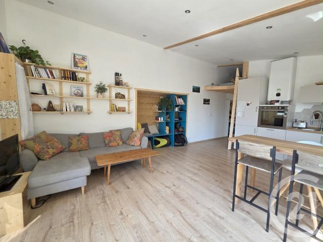 Appartement meublé 2 pièces 49 m²