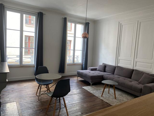 Appartement meublé 2 pièces 54 m²