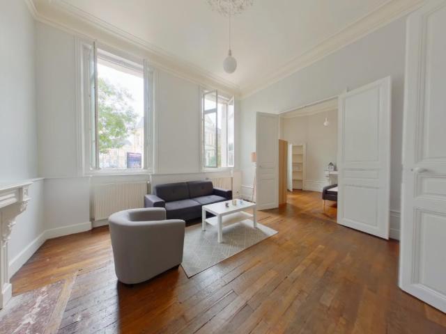 Appartement meublé 2 pièces 56 m²