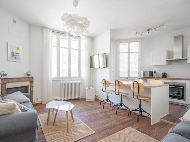 Appartement meublé 2 pièces 64 m²