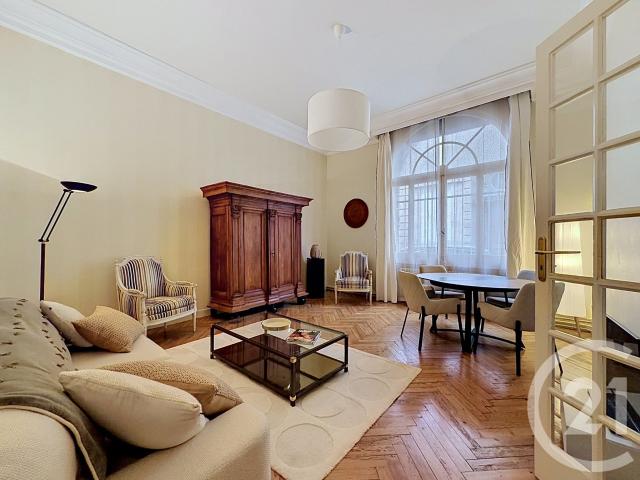 Appartement meublé 2 pièces 68 m²