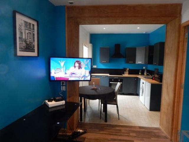 Appartement meublé 300 m de la gare – Idéal télétravail avec fibre et voisinage agréable Saint Malo