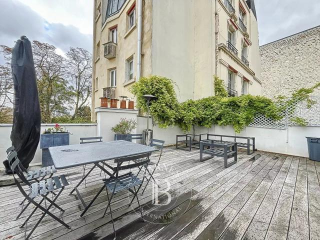 Appartement meublé 7 pièces 179 m²