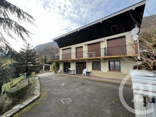 Appartement meublé 4 pièces 104 m²