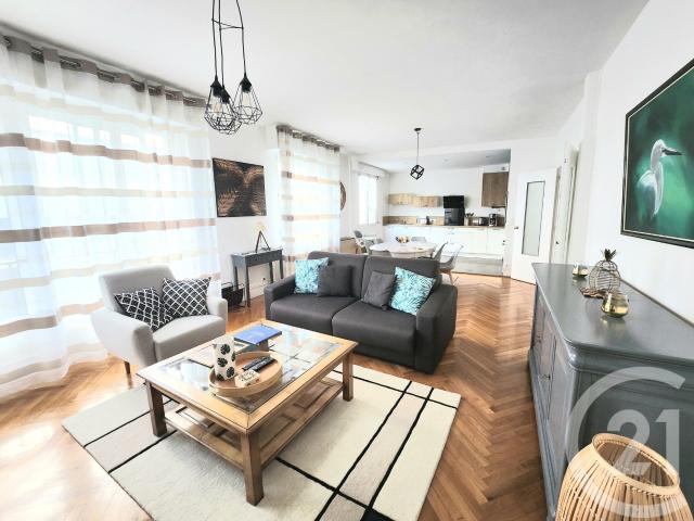 Appartement meublé 4 pièces 106 m²