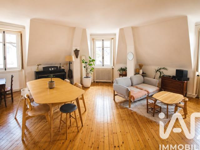 Appartement meublé 4 pièces 100 m²