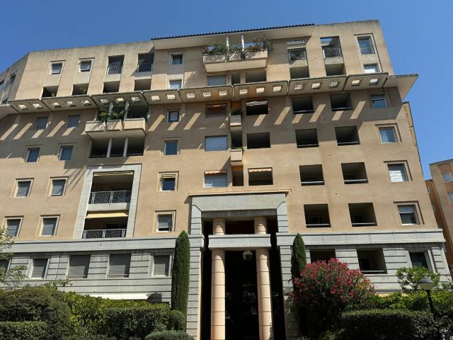 Appartement meublé 4 pièces 100 m²