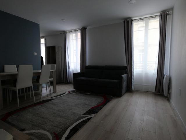 Appartement meublé 4 pièces 10 m²
