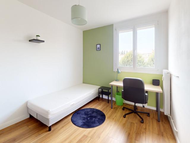 Appartement meublé 4 pièces 10 m²