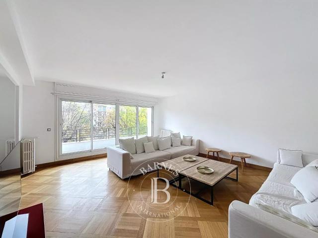 Appartement meublé 4 pièces 117 m²
