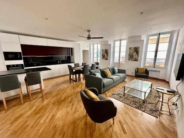 Appartement meublé 4 pièces 110 m²