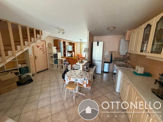 Appartement meublé 4 pièces 111 m²