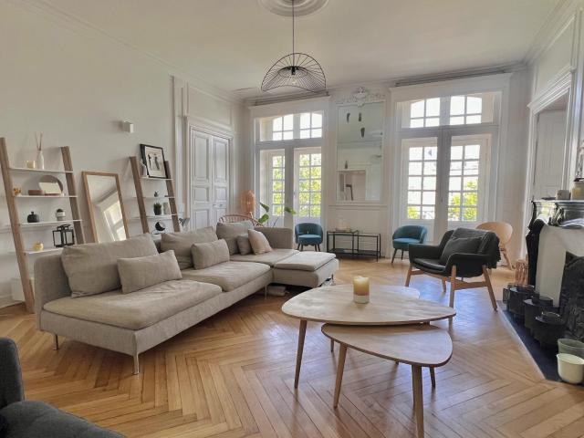 Appartement meublé 4 pièces 112 m²
