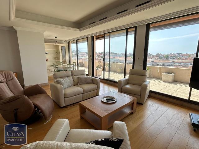 Appartement meublé 4 pièces 120 m²