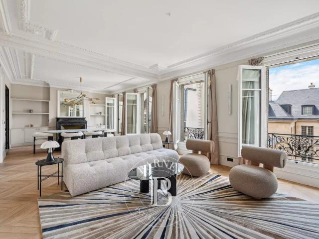 Appartement meublé 4 pièces 120 m²