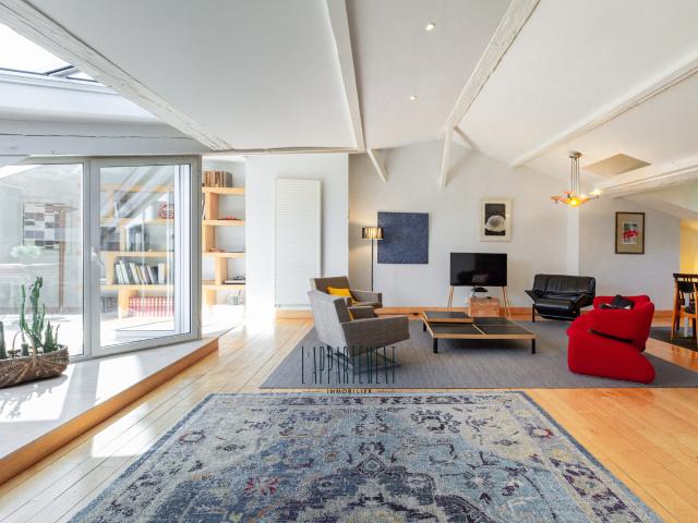 Appartement meublé 4 pièces 140 m²
