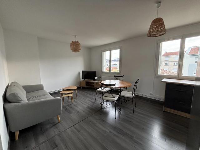 Appartement meublé 4 pièces 66 m²