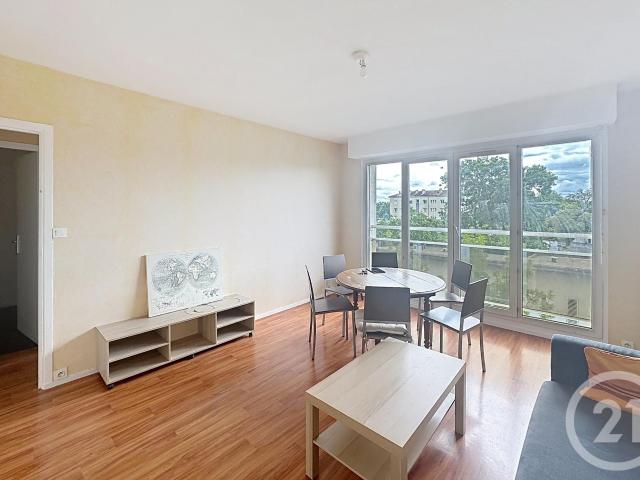 Appartement meublé 4 pièces 73 m²